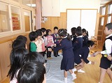 Ｈ24小学生との交流2.jpg